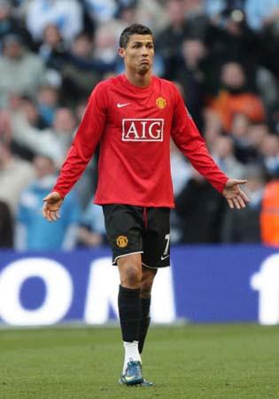 李金羽：不管明年带队征战中超什么样，都会为中国足球去努力（李金羽：无论明年带队征战中超如何，我都会为中国足球拼尽全力）