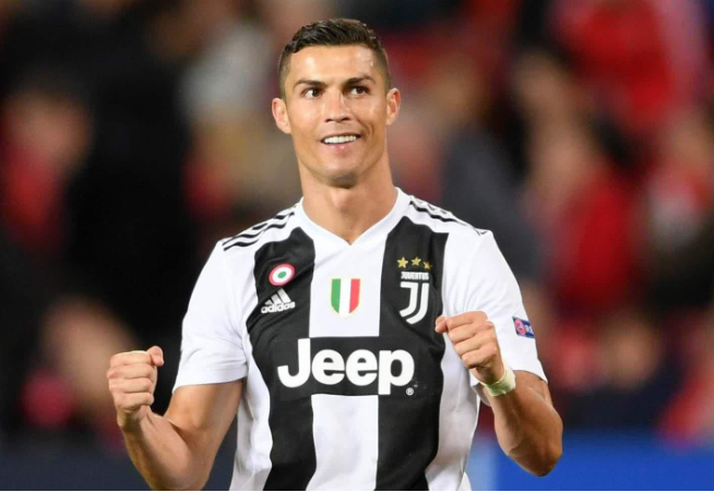 13岁零343天，阿森纳小将成为青年欧冠历史上最年轻出场球员（阿森纳小将13岁343天，创青年欧冠最年轻出场纪录）