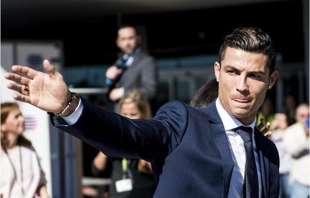 看足球学英语：孙兴慜深情告别热刺 —— 球队会有多想念他？