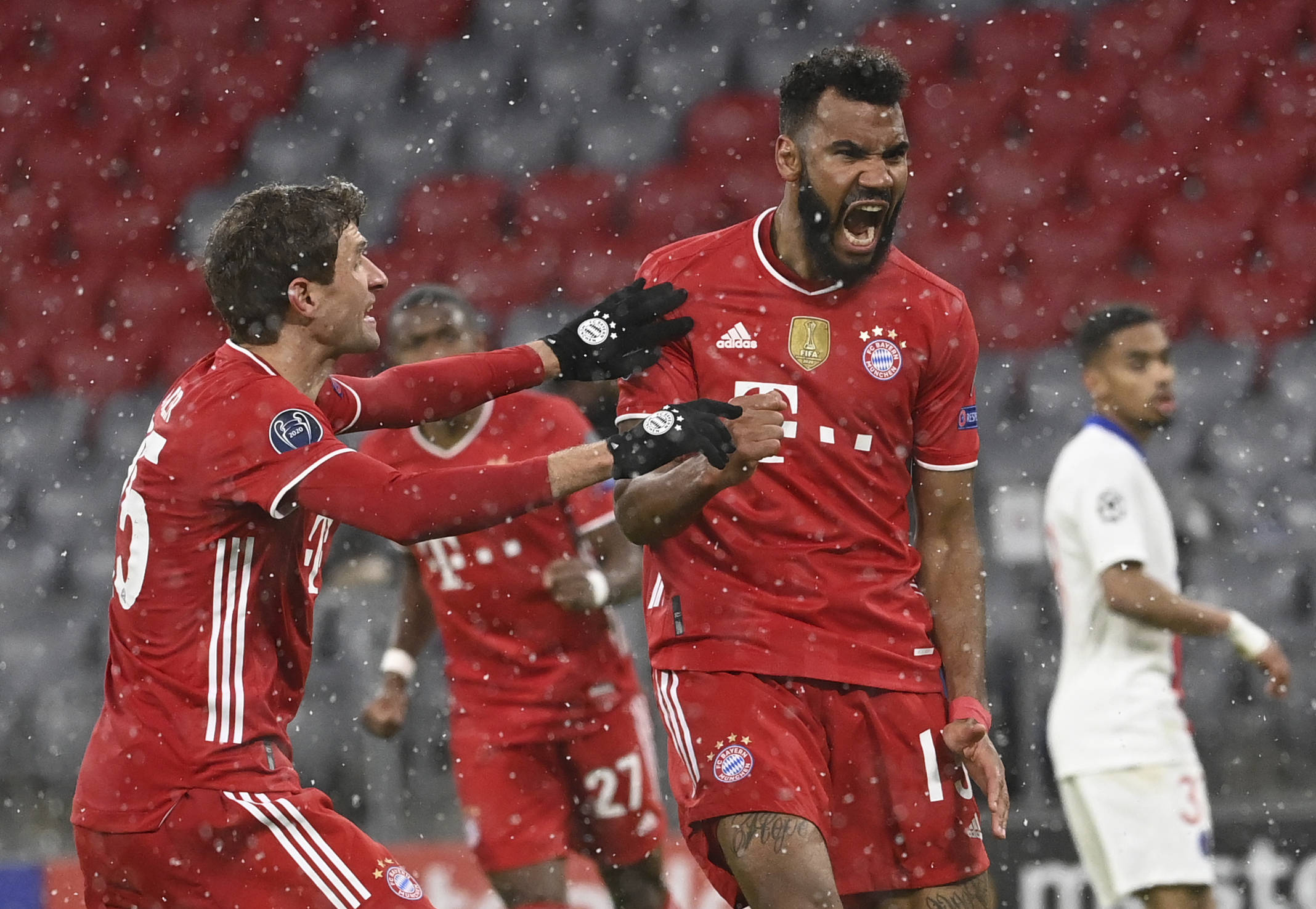 美记：多名高管认为马刺能为字母哥的交易提供理想报价