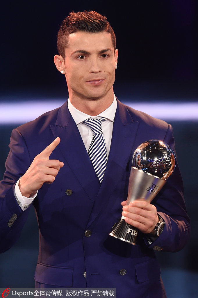 国米官方宣布邦尼左膝轻微扭伤，下周将再对伤情做出评估（国米官宣：邦尼左膝轻度扭伤，伤情将于下周复评）