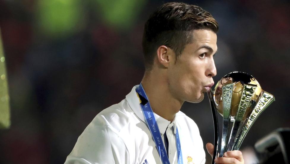 德天空：拜仁引进费耶诺德右后卫里德的谈判正在取得进展