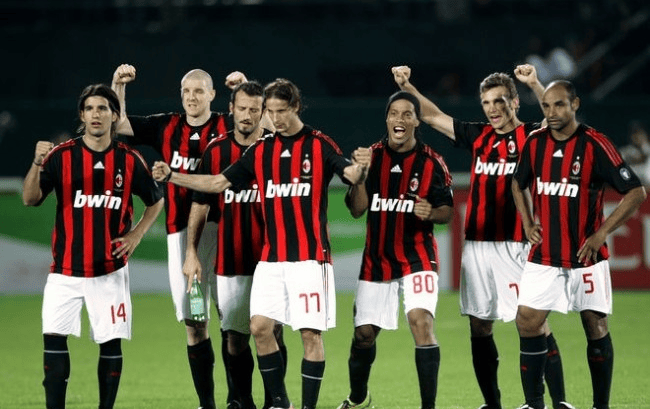 曼联客场险胜切尔西红魔重回榜首