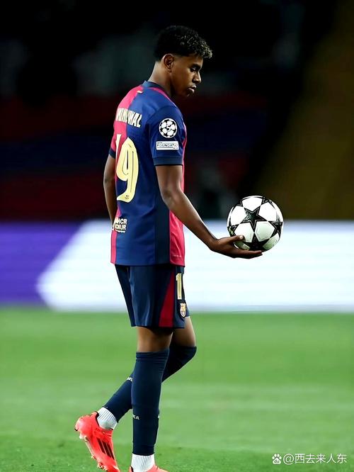 随着阿森纳2-0，利物浦1-1，切尔西1-3爆冷，英超最新积分榜出炉