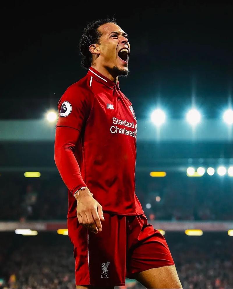 黄健翔：我们的女足与强队之间最大的差距就是身体条件