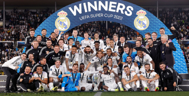 自由人聘请克里斯·德马科担任教练时，曾征求库里对他的评价